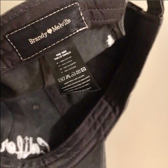 Brandy Melville Cap - Picture 4 of 4